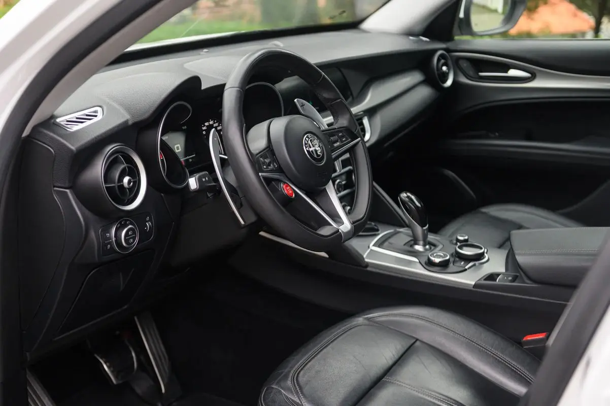 Alfa Romeo Stelvio 2.2 D Super AT8 Q4 18