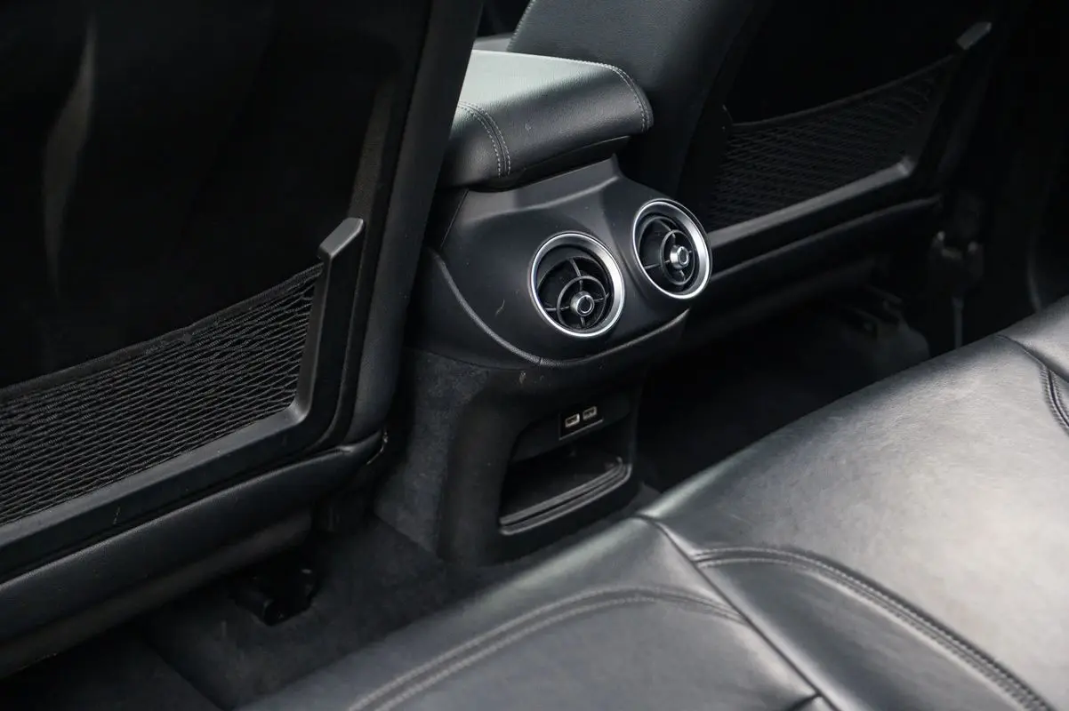 Alfa Romeo Stelvio 2.2 D Super AT8 Q4 27