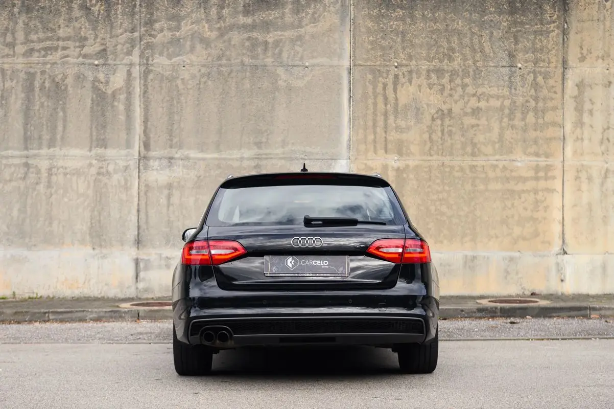 Audi A4 Avant 2.0 TDI Business Line S-line 6