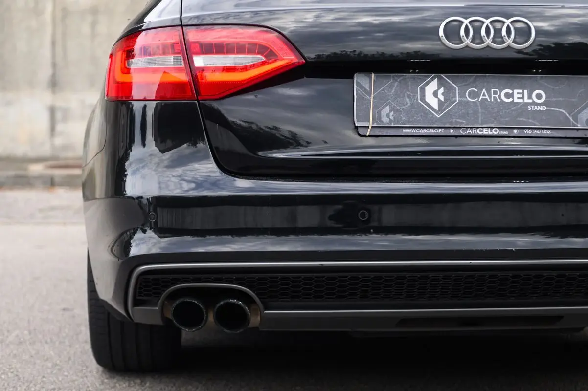 Audi A4 Avant 2.0 TDI Business Line S-line 12