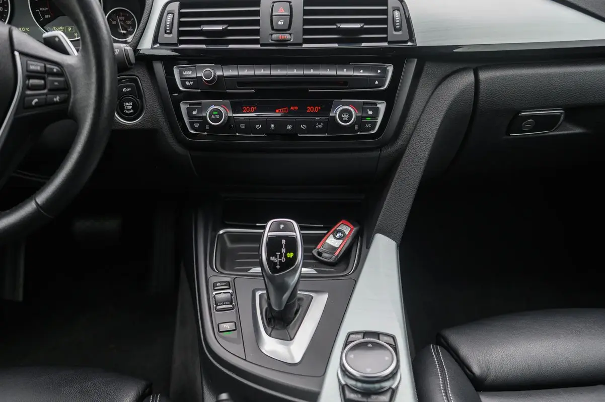 BMW 420 d Sport-Aut. Sport Line 30