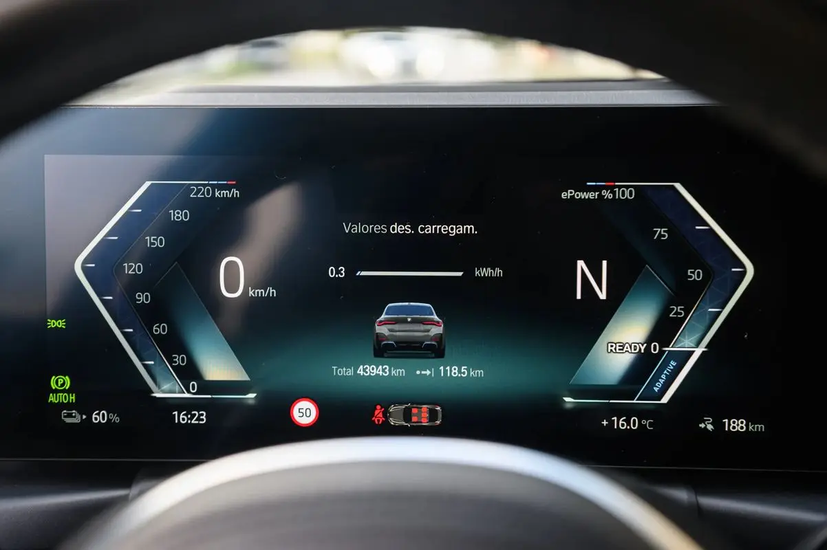 BMW i4 eDrive35 Gran Coupe M Sport 32