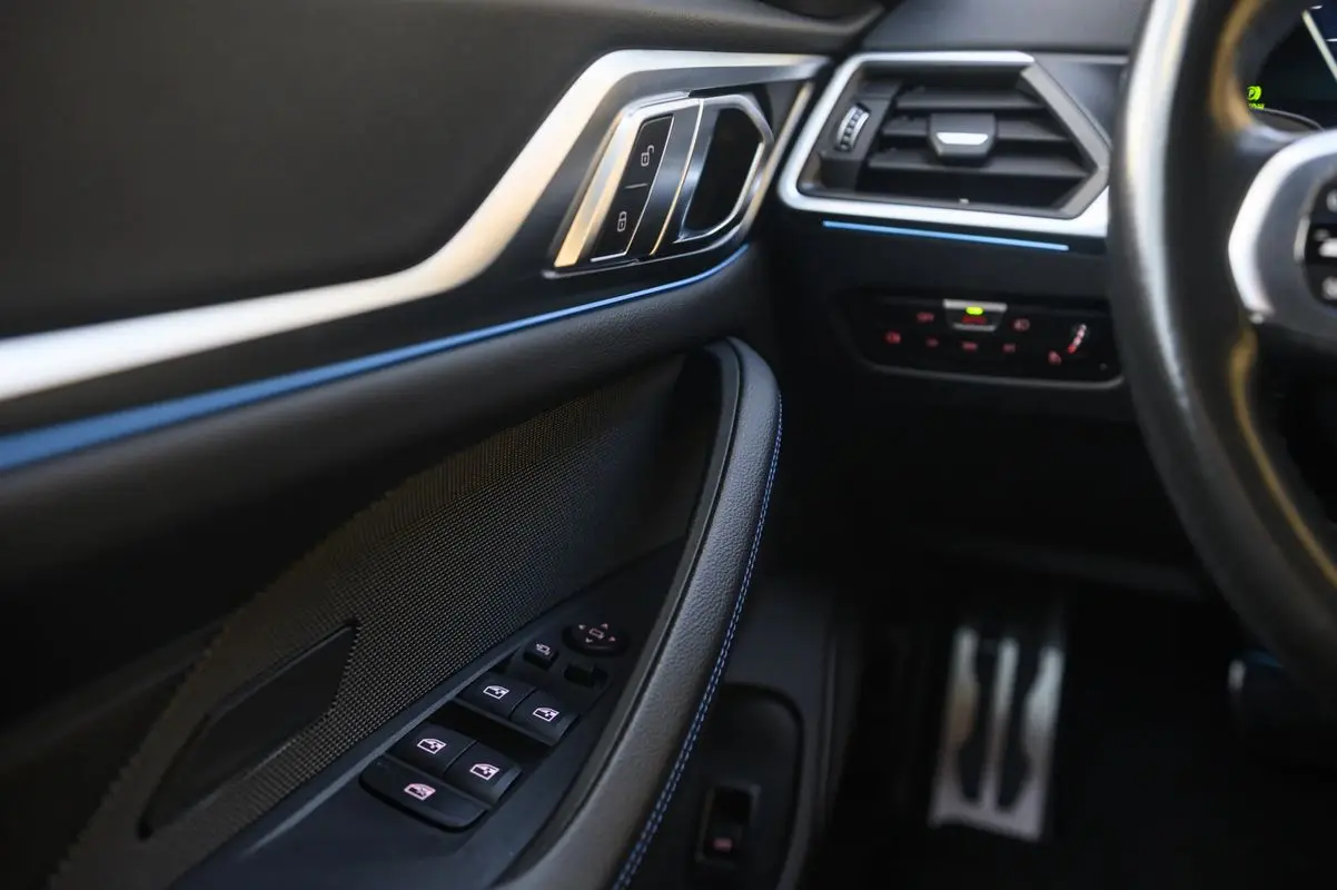 BMW i4 eDrive35 Gran Coupe M Sport 36