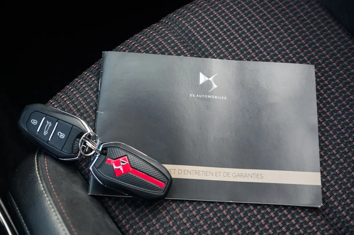 DS DS3 Crossback 1.2 PureTech Performance Line EAT8 47