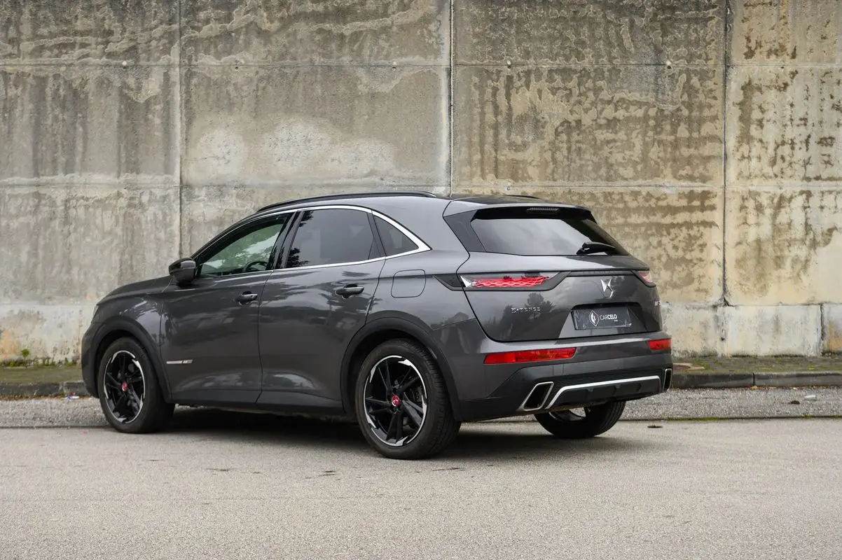 DS DS7 Crossback E-Tense Performance Line EAT8 4