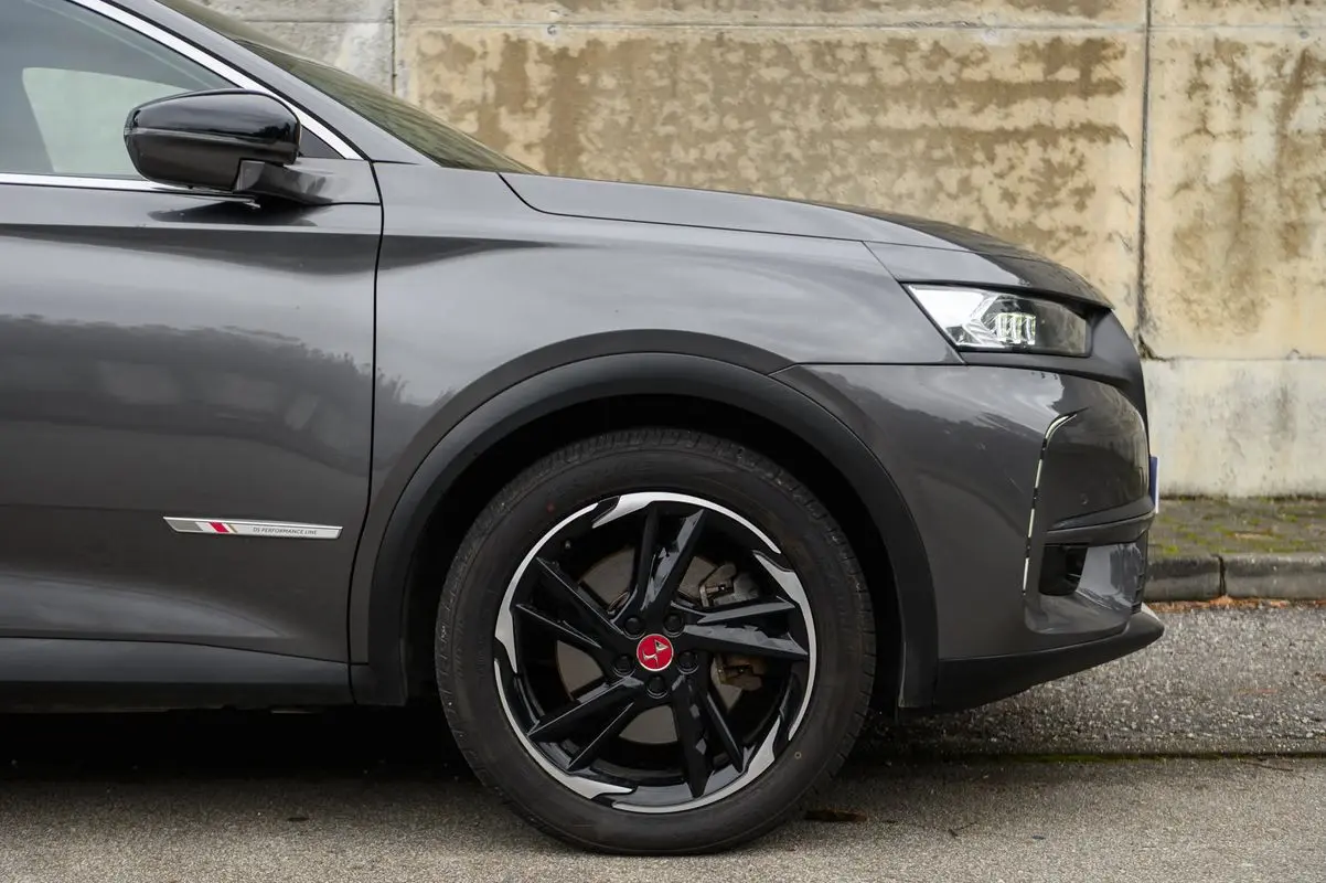 DS DS7 Crossback E-Tense Performance Line EAT8 8