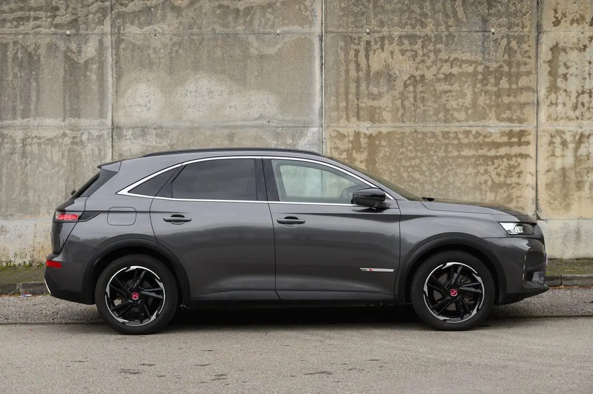 DS DS7 Crossback E-Tense Performance Line EAT8 7