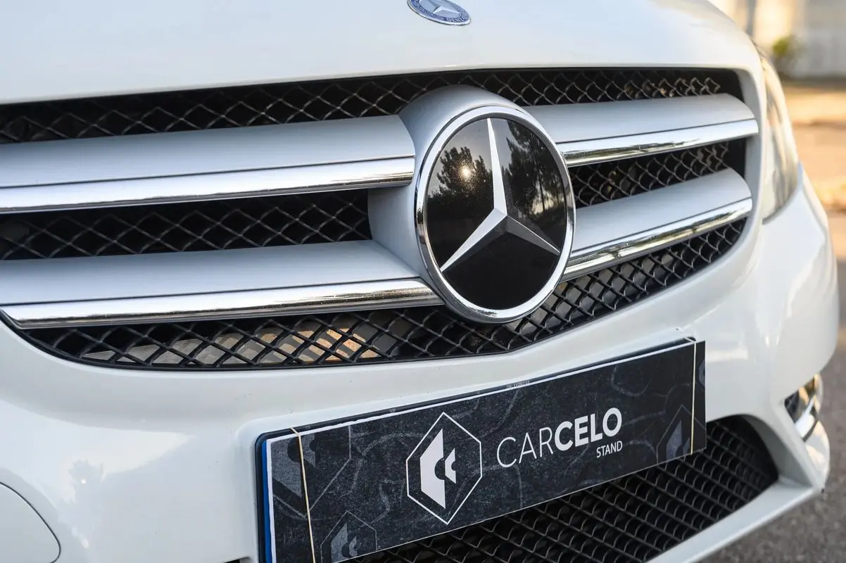 Mercedes-Benz B 180 (CDI) d 7G-DCT Urban 9