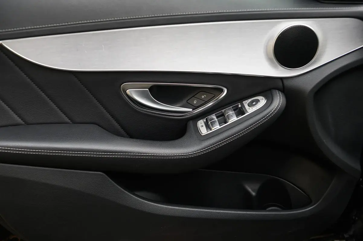 Mercedes-Benz C 220 d AMG Line Aut. 12