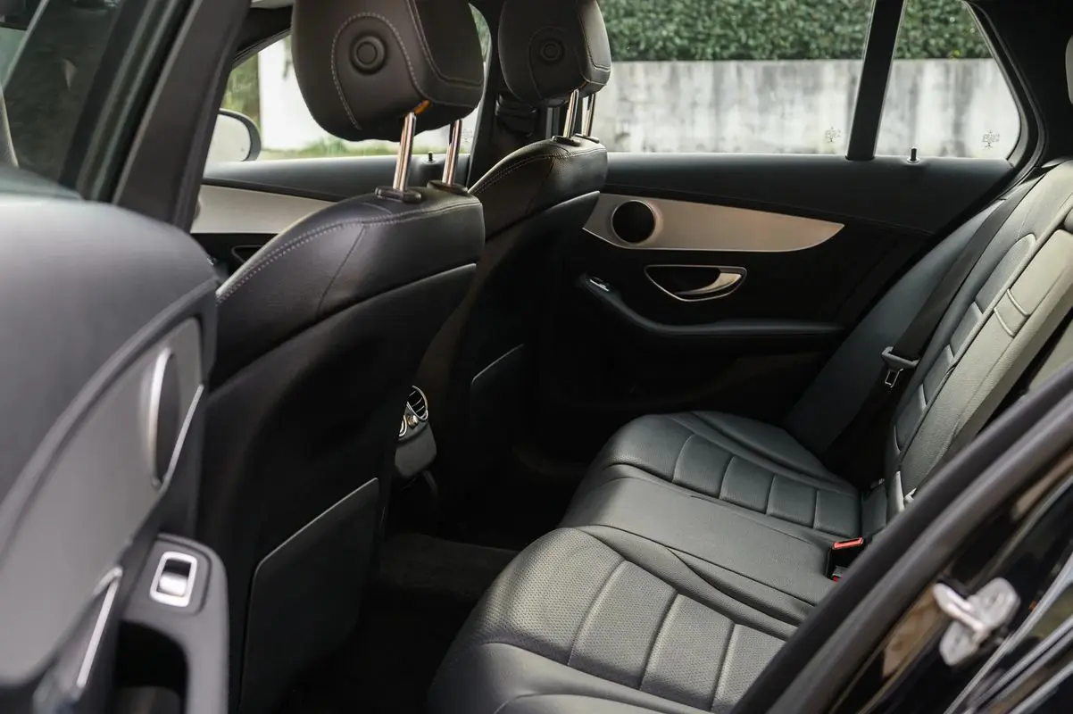 Mercedes-Benz C 220 d AMG Line Aut. 15