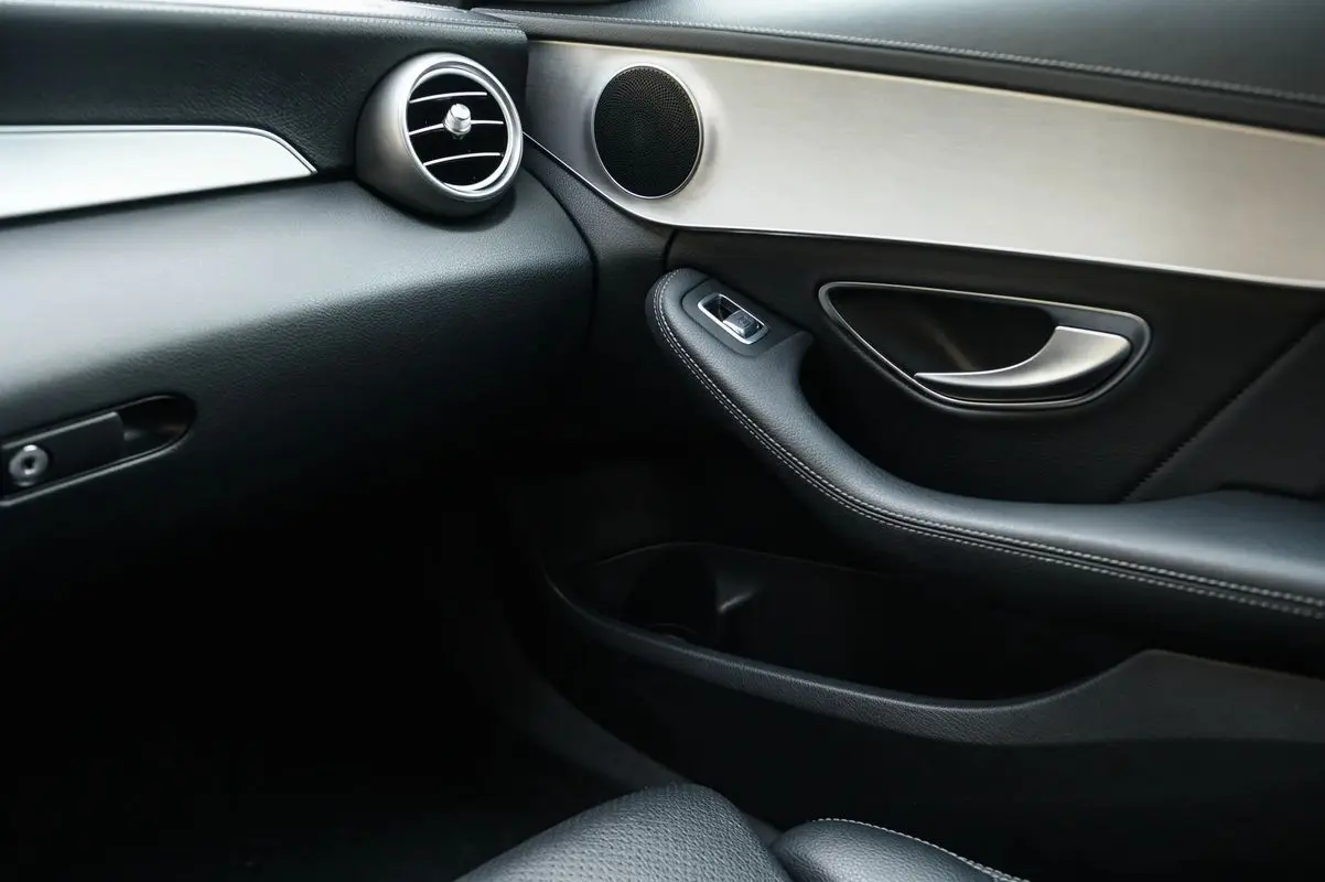 Mercedes-Benz C 220 d AMG Line Aut. 23