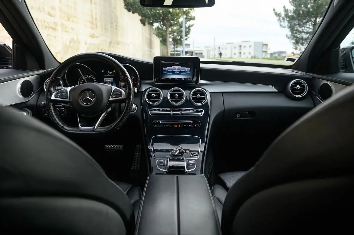 Mercedes-Benz C 220 d AMG Line Aut. 26