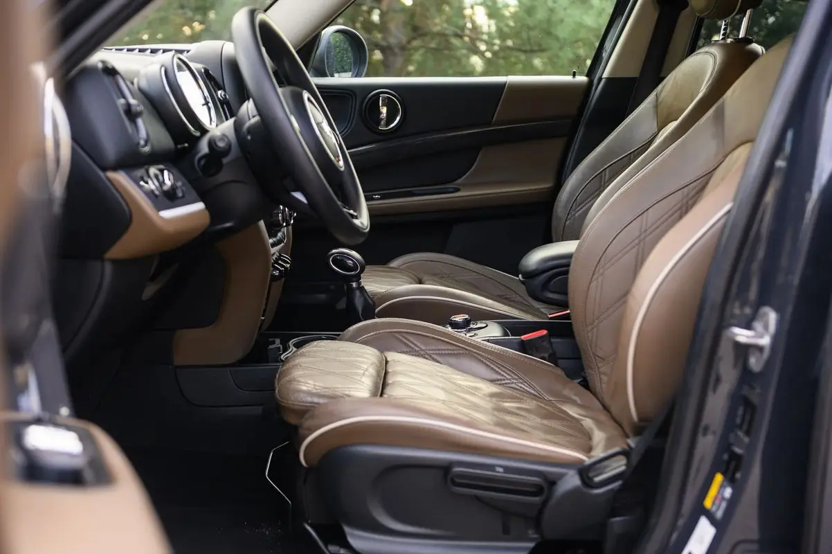 MINI Countryman Cooper SE ALL4 Auto 16