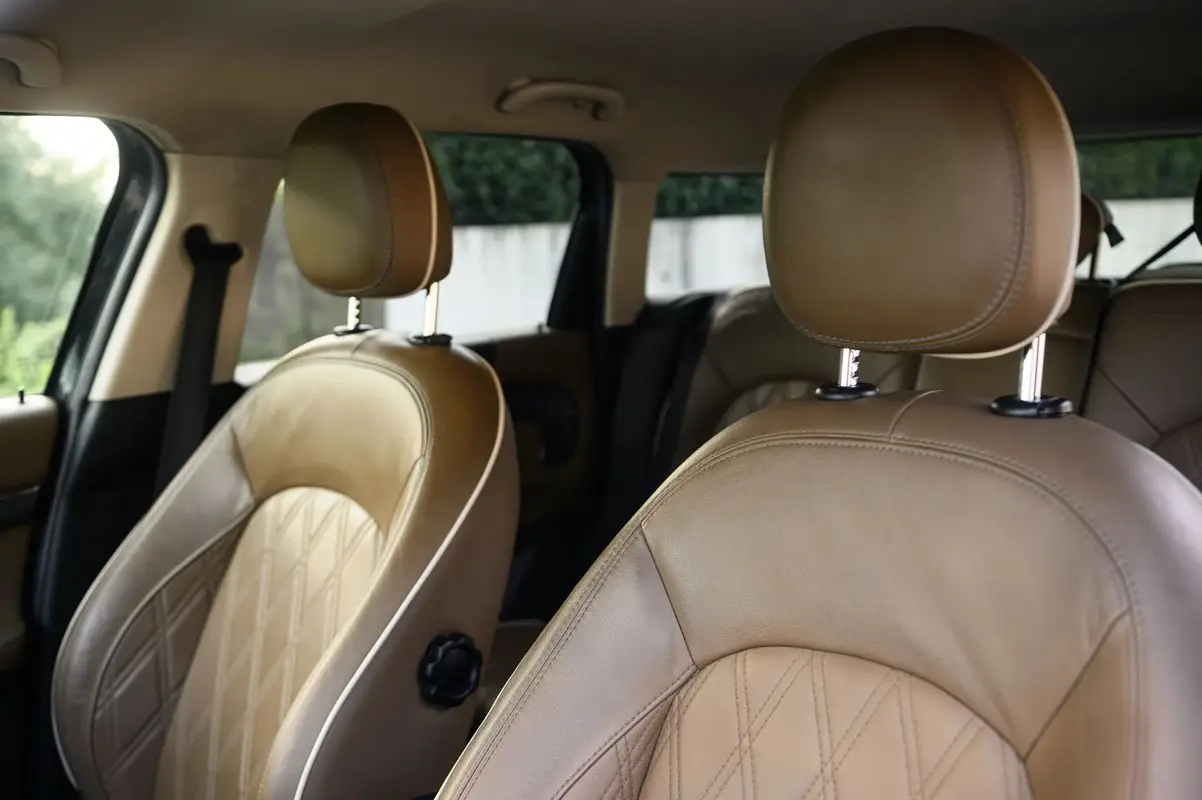 MINI Countryman Cooper SE ALL4 Auto 19