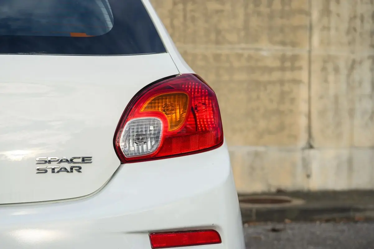 Mitsubishi Space Star 1.0 Edition 5