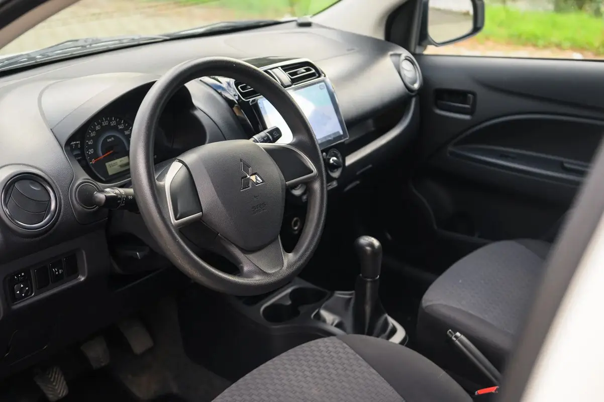 Mitsubishi Space Star 1.0 Edition 14