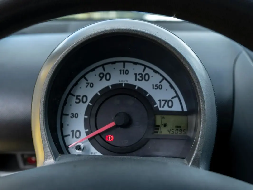 Peugeot 107 1.0 Access 7