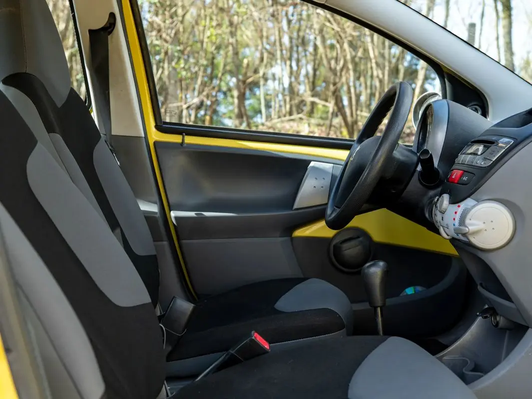 Peugeot 107 1.0 Access 12