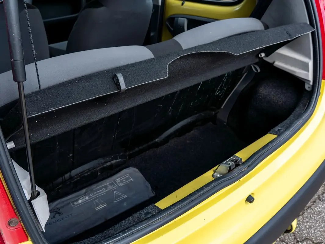 Peugeot 107 1.0 Access 18