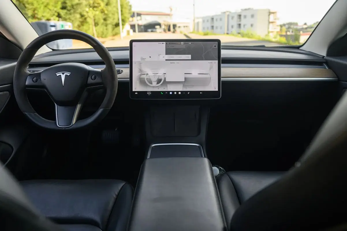 Tesla Model 3 Long Range Tração Integral 16