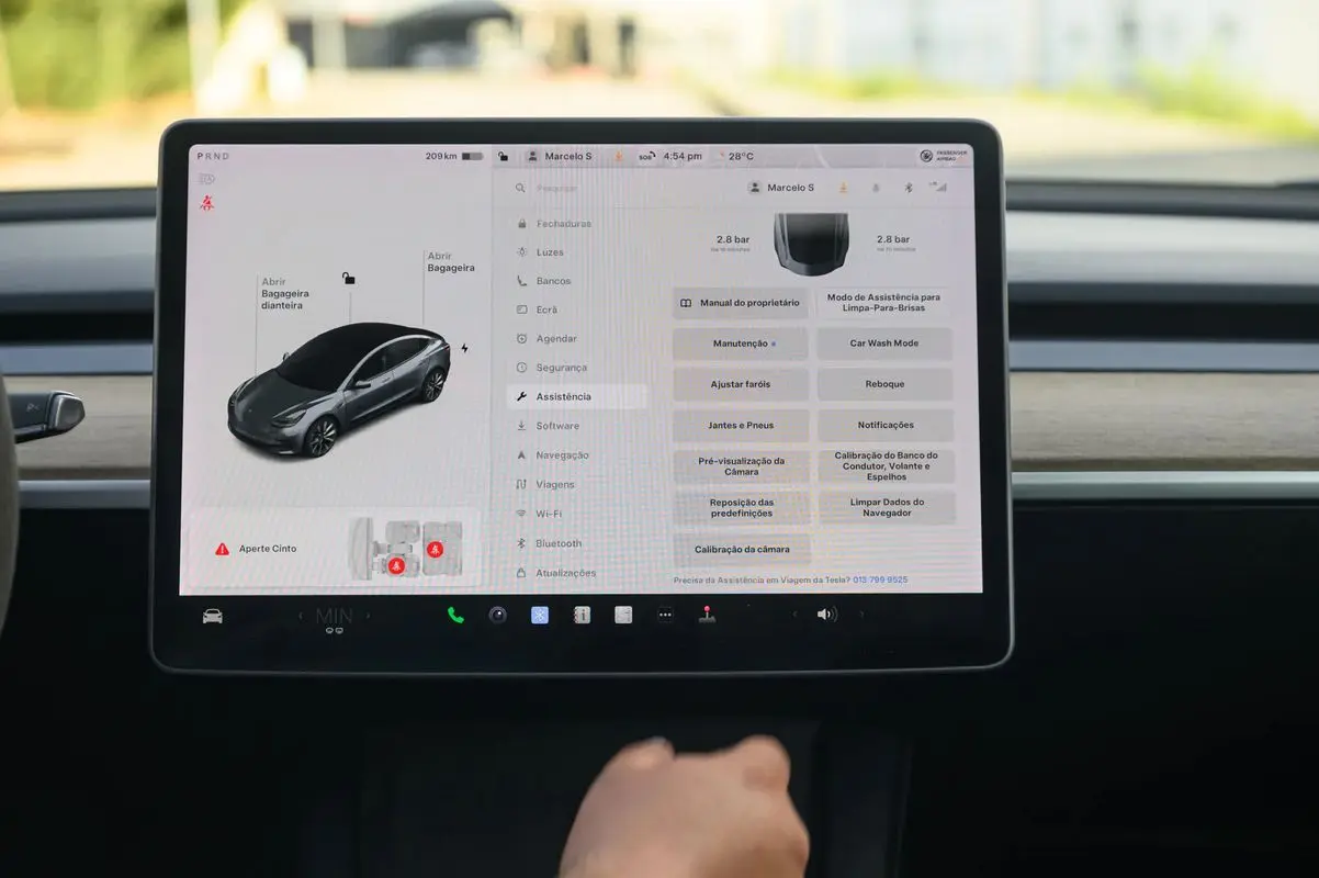 Tesla Model 3 Long Range Tração Integral 38