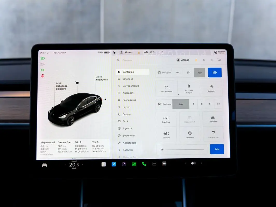 Tesla Model 3 Standard Range Plus RWD 26