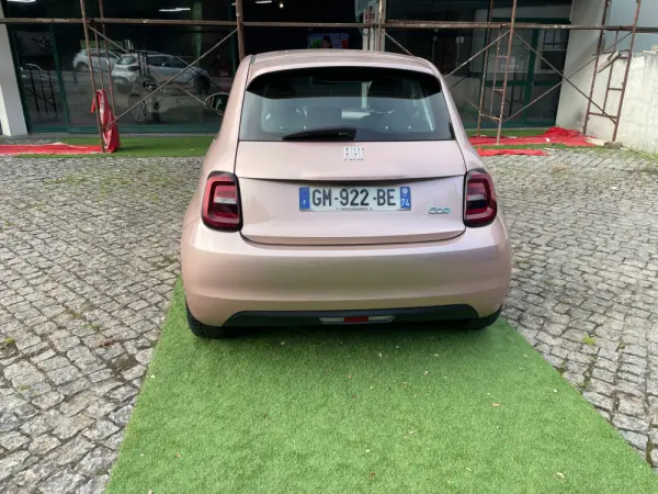Fiat 500e 7