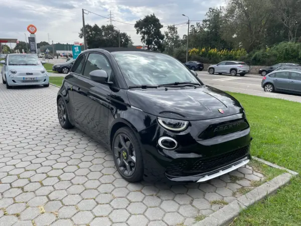 Abarth 500e C Turismo 4
