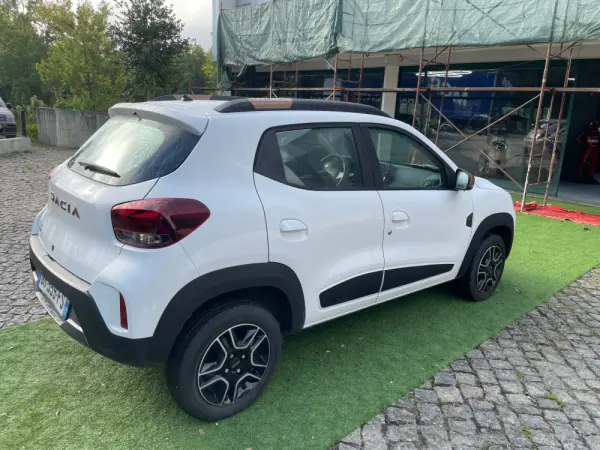 Dacia Spring EXTREME 6