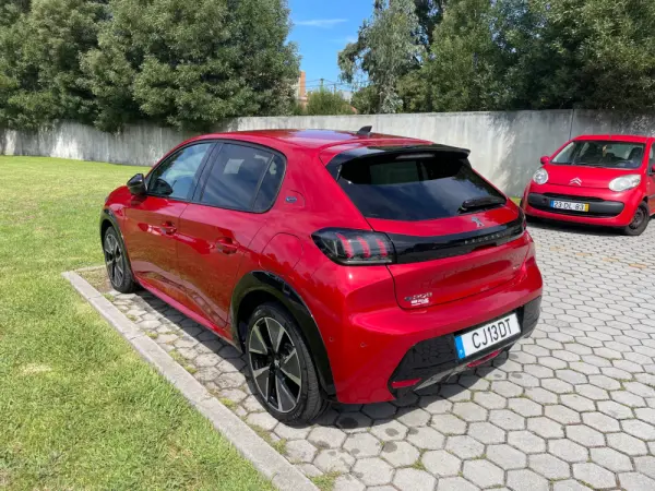 Peugeot e-208 50 kWh GT Pack 7