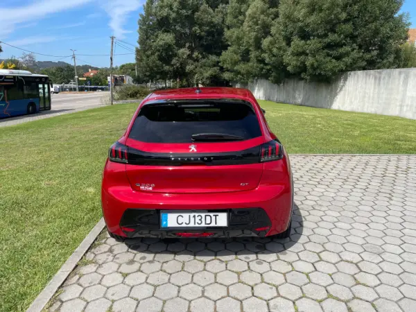 Peugeot e-208 50 kWh GT Pack 6