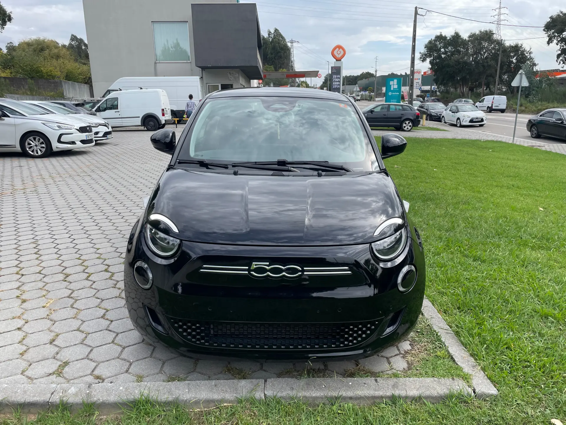 Fiat 500e Outro 2