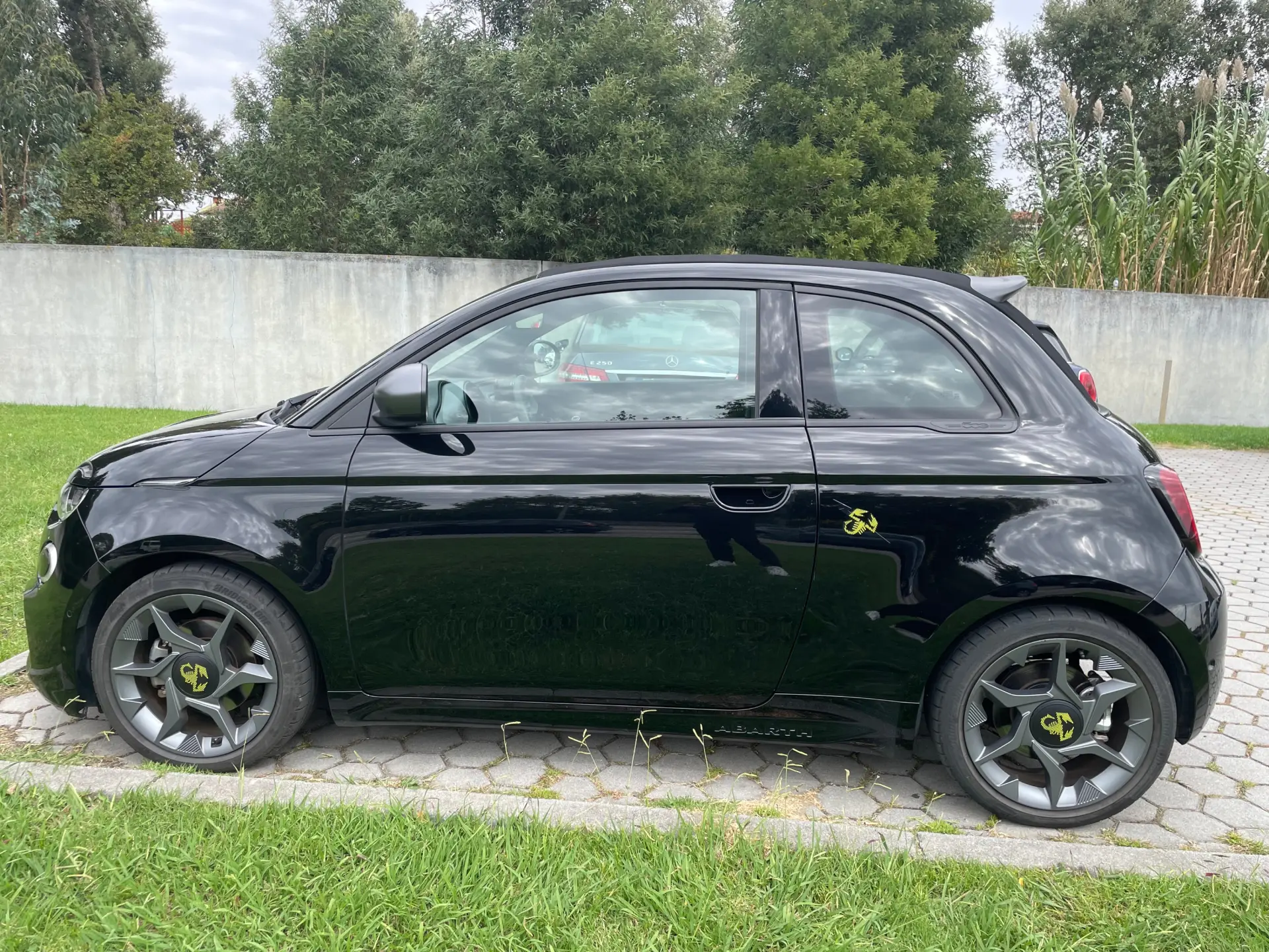 Abarth 500e C Turismo 9