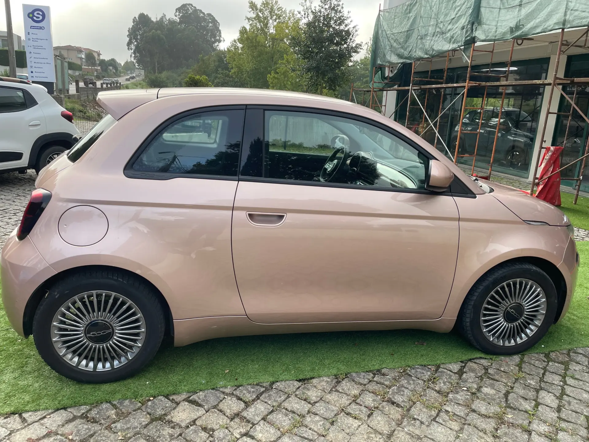 Fiat 500e 10