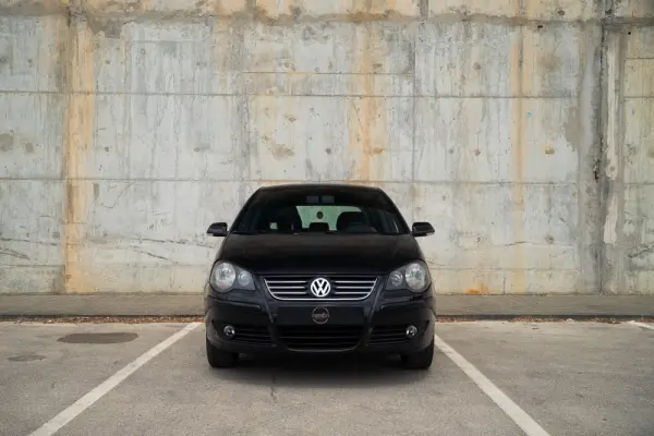 Volkswagen Polo 1.2 Play and Go+ 3
