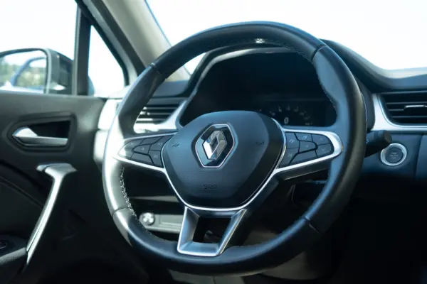 Renault Captur 1.0 TCe Techno Bi-Fuel 10