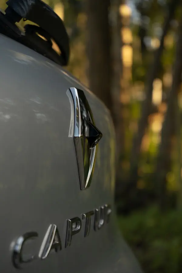 Renault Captur 1.0 TCe Techno Bi-Fuel 5