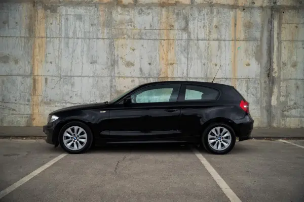 BMW 118 Outro 6