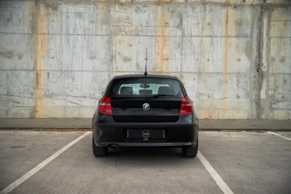 BMW 118 Outro 4