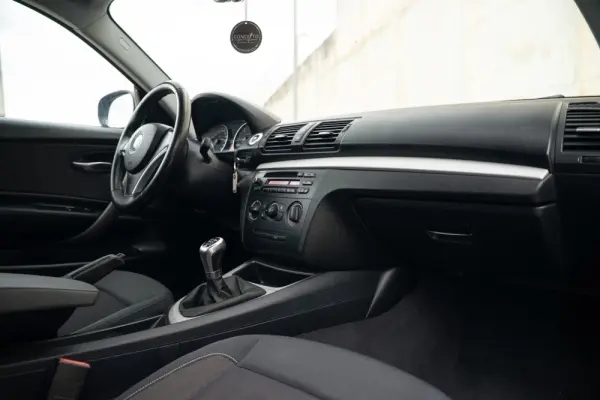 BMW 118 Outro 19