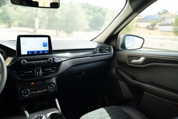 Ford Kuga 2.5 PHEV ST-Line X Graphite Tech 11