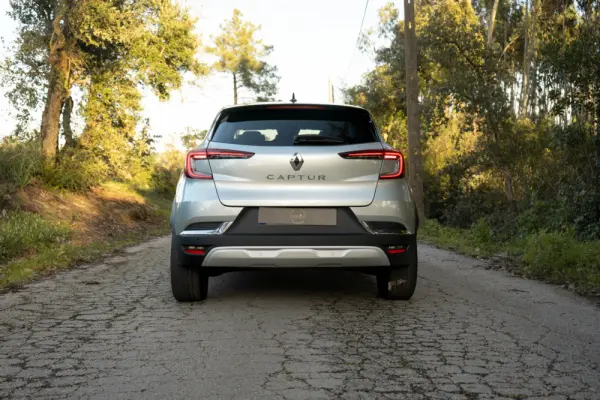 Renault Captur 1.0 TCe Techno Bi-Fuel 12