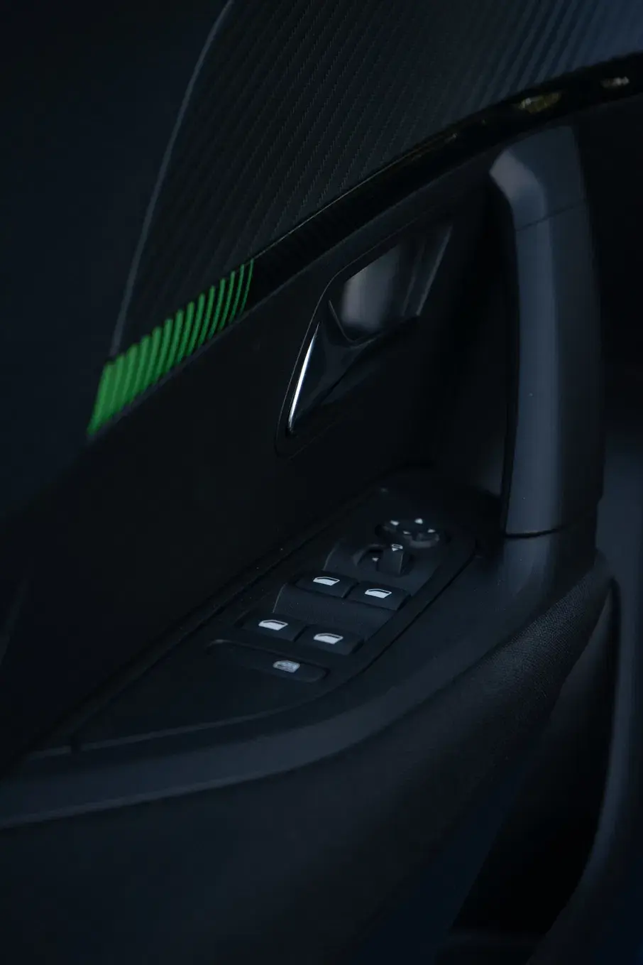 Peugeot 2008 PureTech Active Pack 9