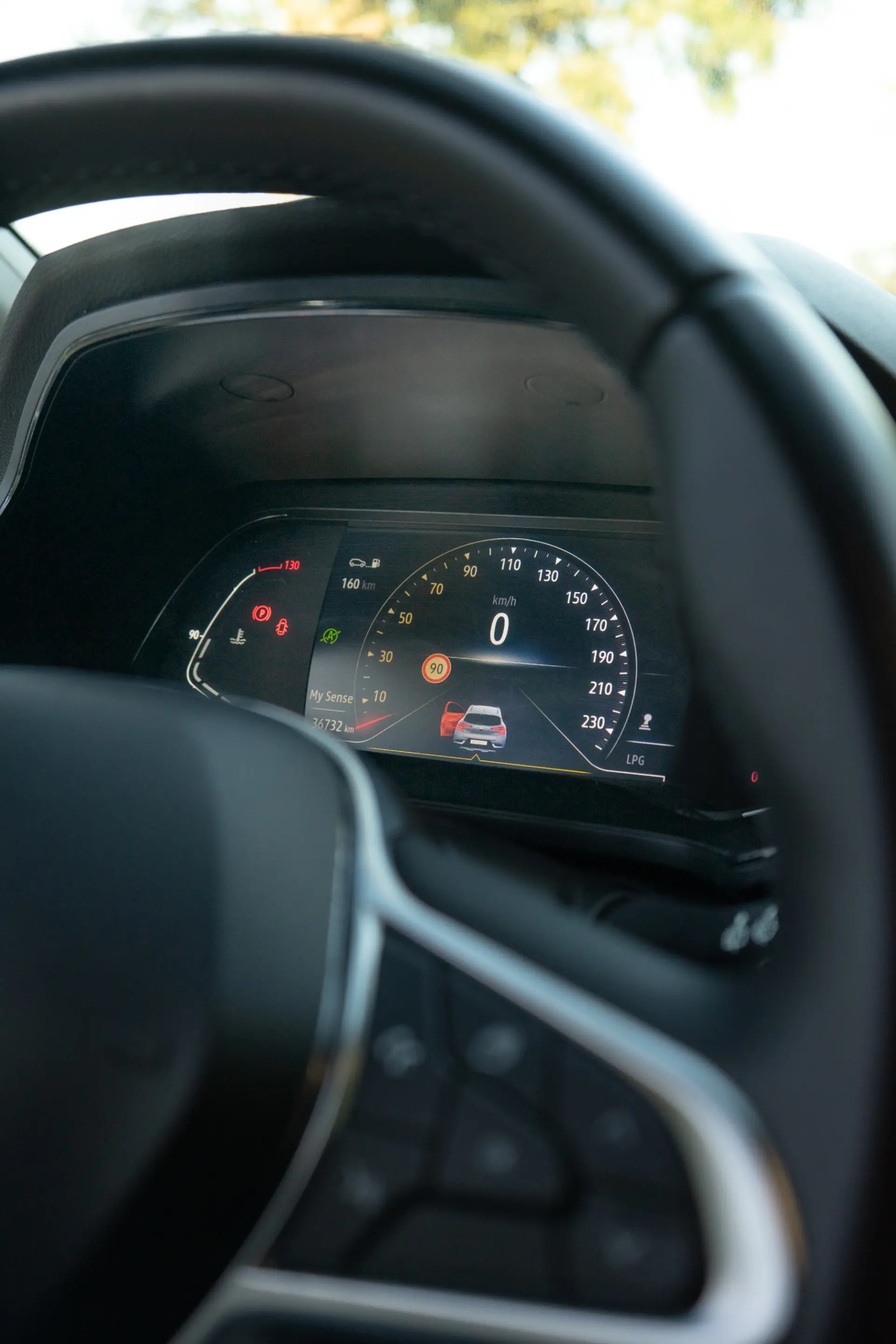 Renault Captur 1.0 TCe Techno Bi-Fuel 8