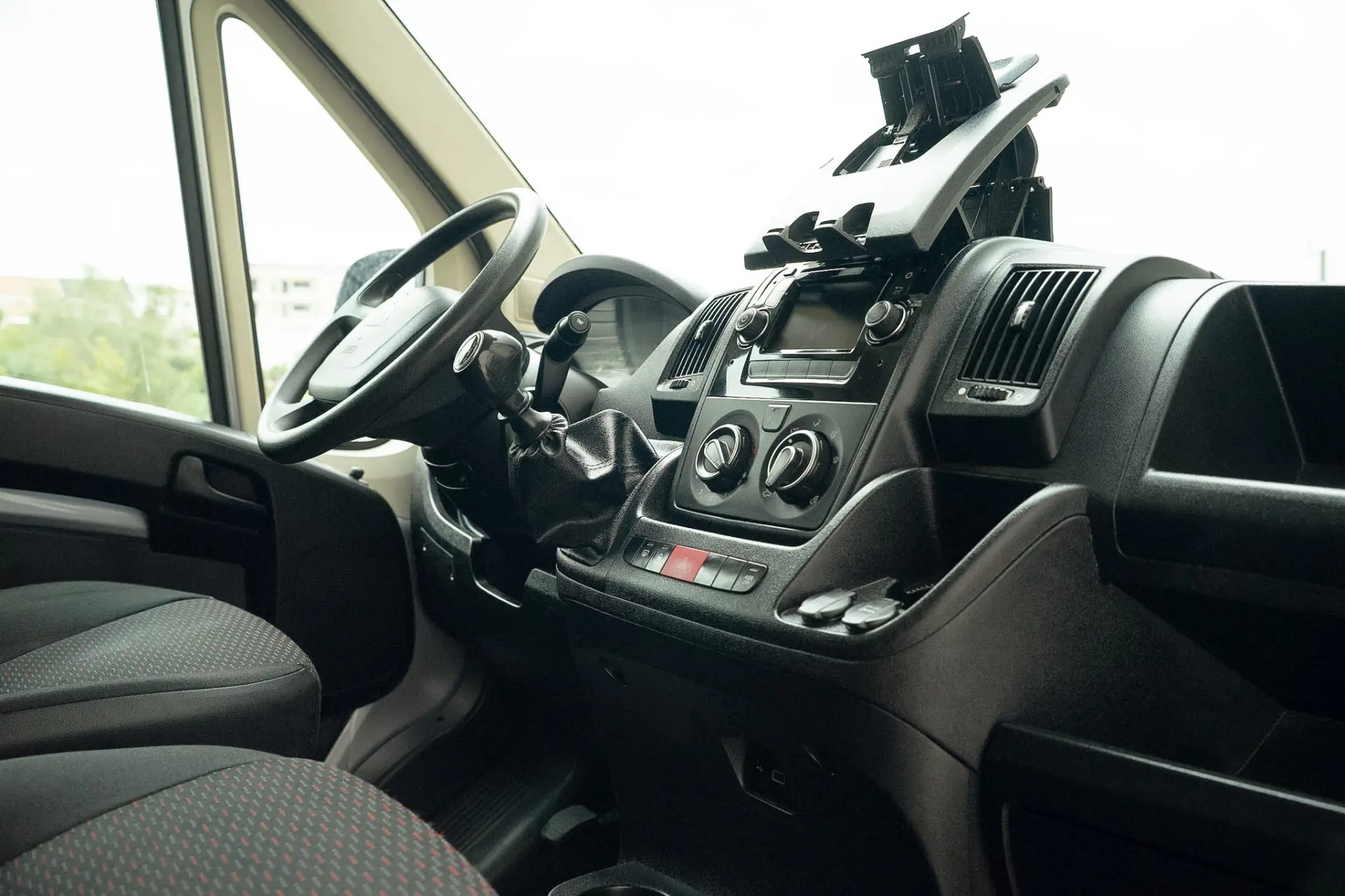 Citroen Jumper 2.2 140 L2H2 17