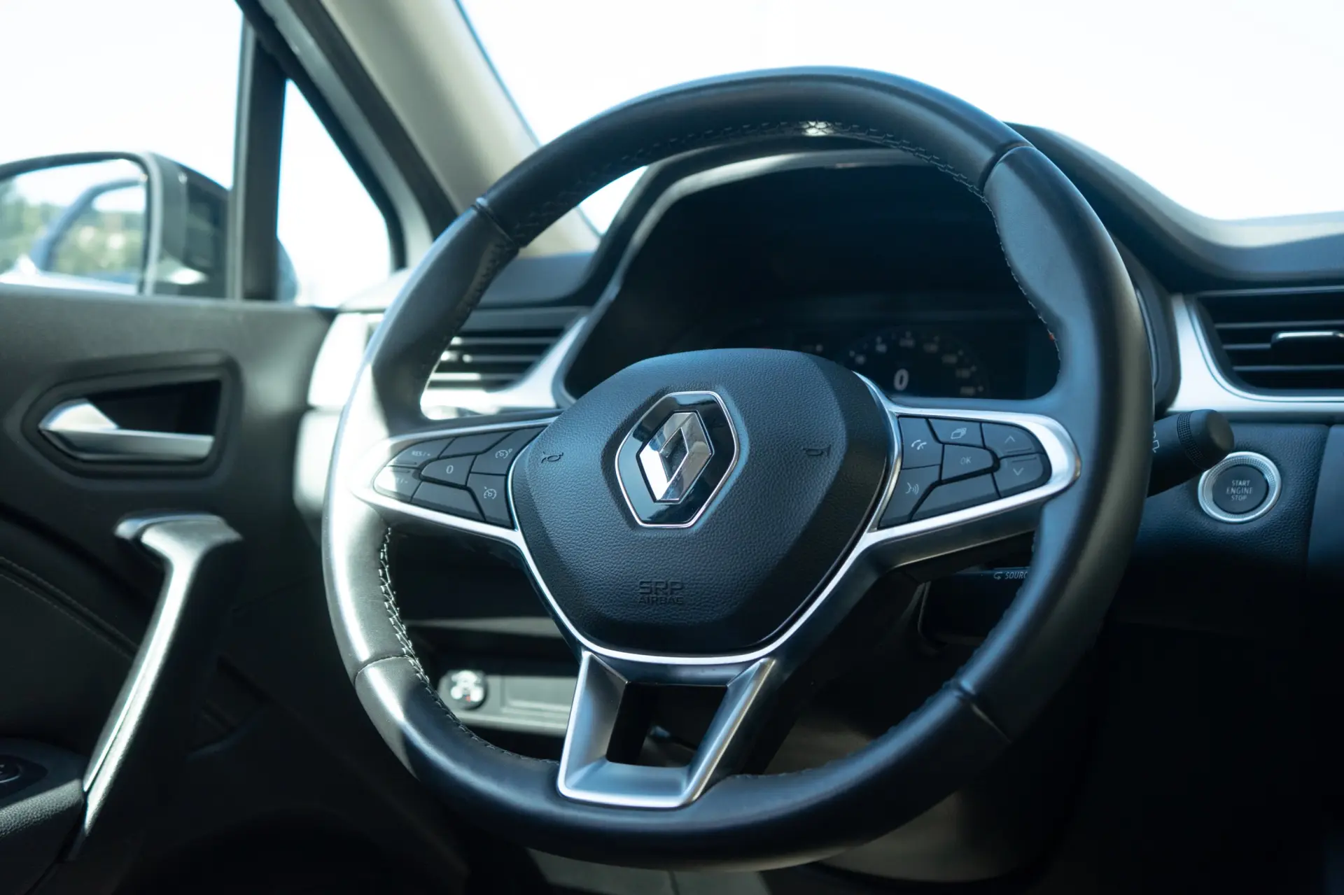 Renault Captur 1.0 TCe Techno Bi-Fuel 10