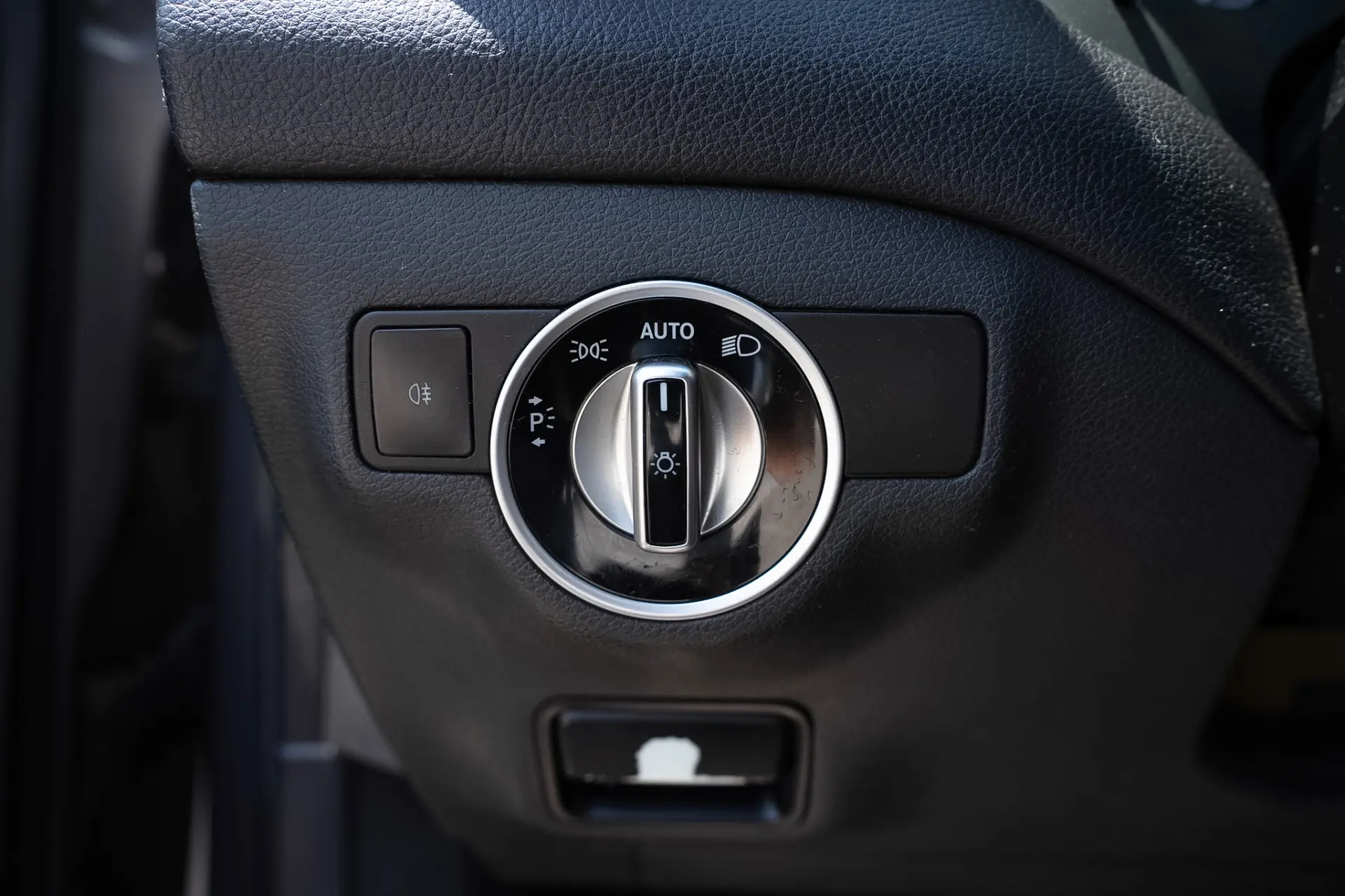 Mercedes-Benz GLA 220 CDI AMG Line 4-Matic 16