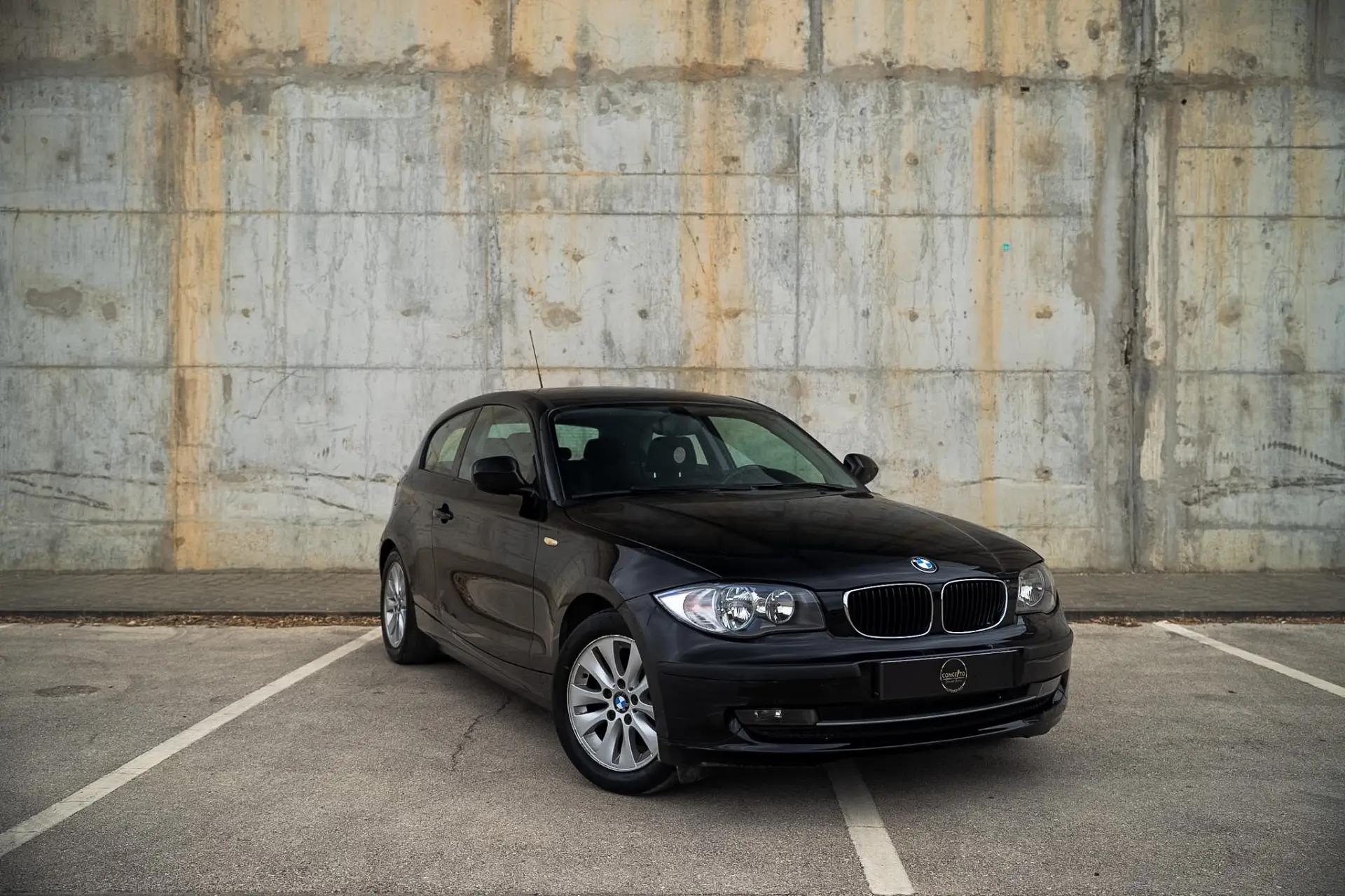 BMW 118 Outro 1