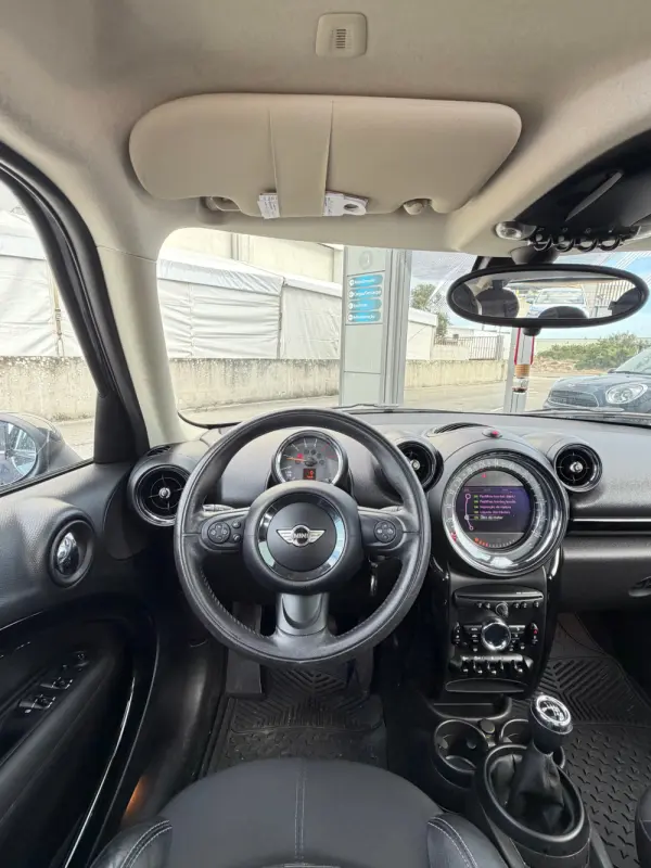 MINI Countryman One D 13
