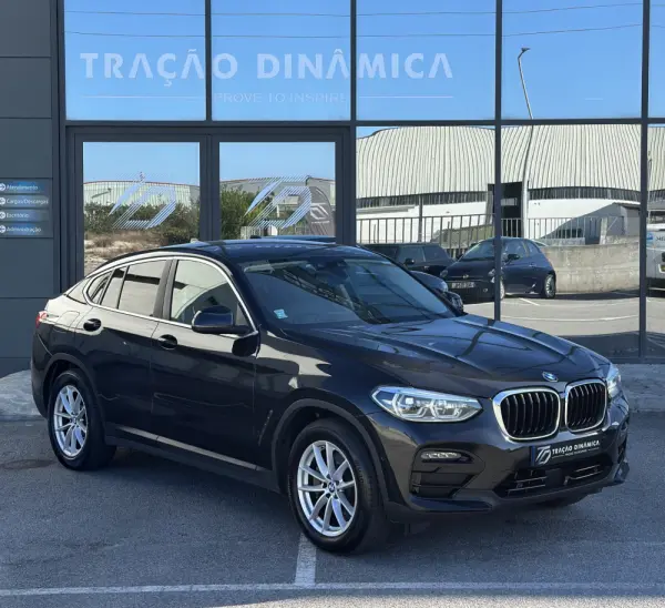 BMW X4 30 d xDrive Advantage Auto 3